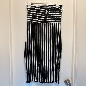 NWT Fashion Nova size XL (12/14) dress/coverup.